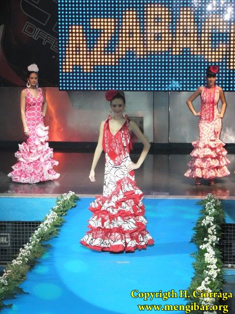 Semana la Mujer 2010. 5 de marzo.Desfile de trajes Flamencos-2_175