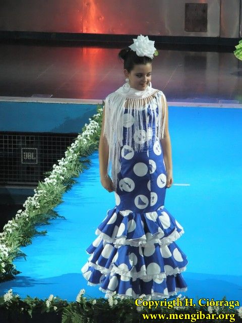 Semana la Mujer 2010. 5 de marzo.Desfile de trajes Flamencos-1_218