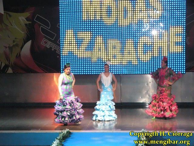 Semana la Mujer 2010. 5 de marzo.Desfile de trajes Flamencos-1_256