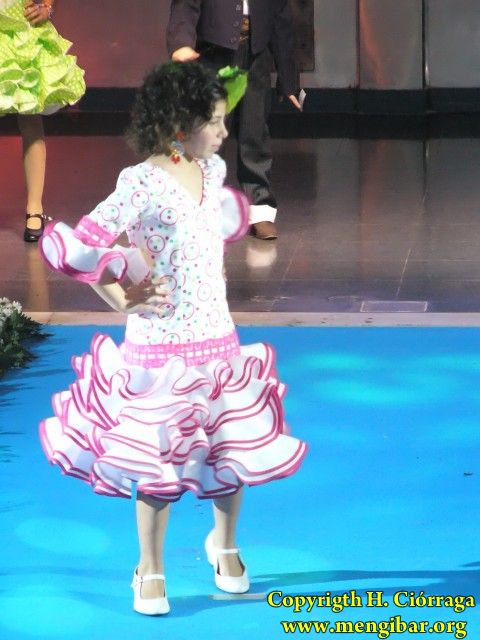 Semana la Mujer 2010. 5 de marzo.Desfile de trajes Flamencos-1_281
