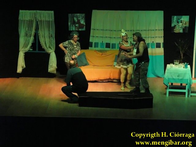 Aqu no paga nadie. Getseman Teatro. 20-07-2011_130