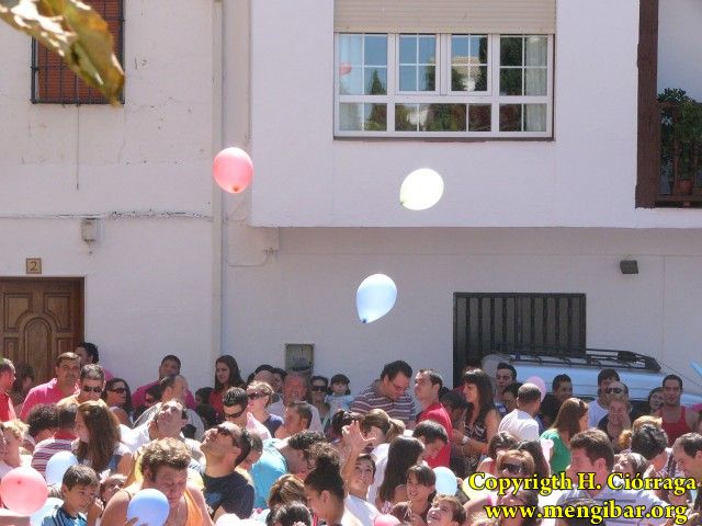 Feria 2012. Pintura y lanzamiento de globos_115