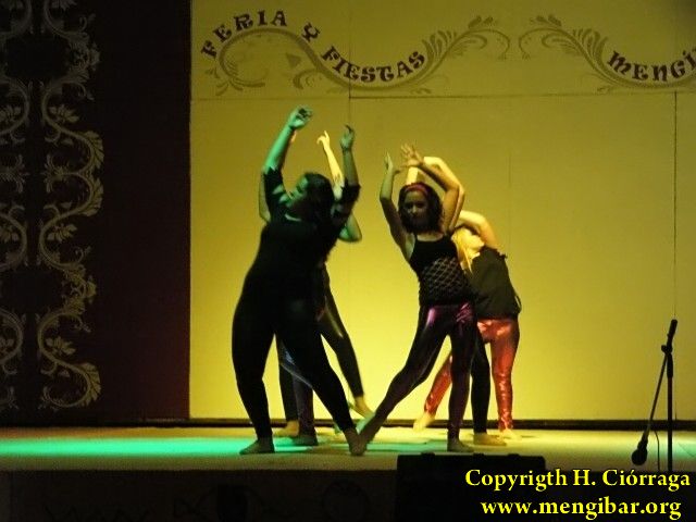 Portico de Feria 2009 . Academia de Baile F&M_280