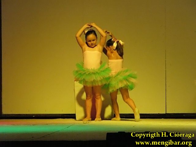 Portico de Feria 2009 . Academia de Baile F&M_392
