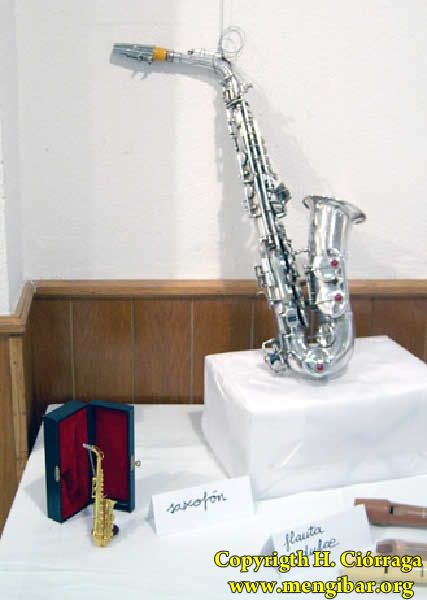 Exposicin de instrumentos musicales. Colegio Jos Plata 14