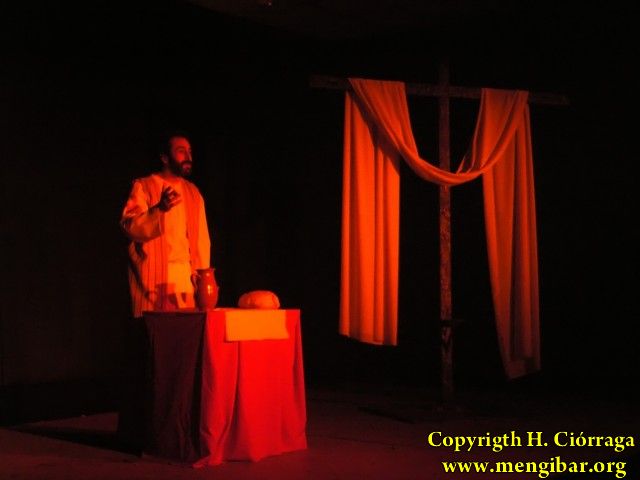 Mengibar getsemani teatro la pasion 2008 (11)