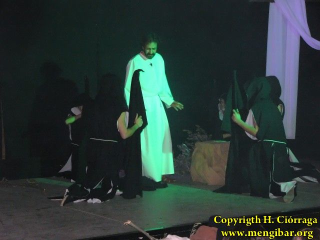 Mengibar getsemani teatro la pasion 2008 (22)