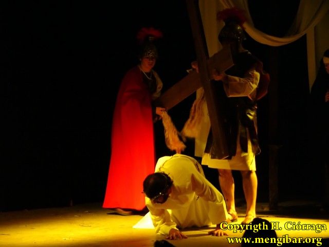 Mengibar getsemani teatro la pasion 2008 (72)