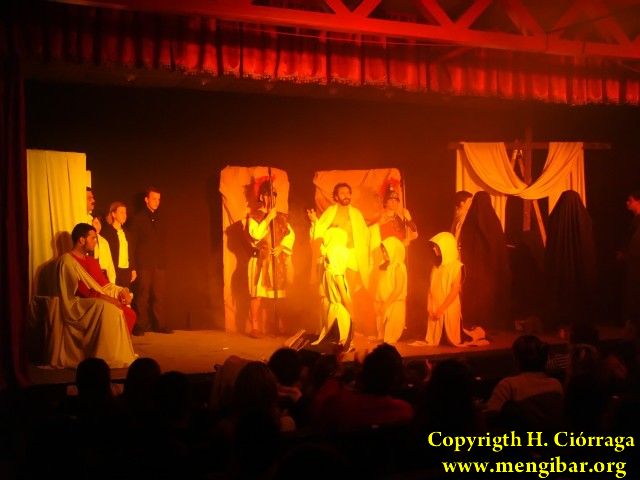 Mengibar getsemani teatro la pasion 2008 (116)